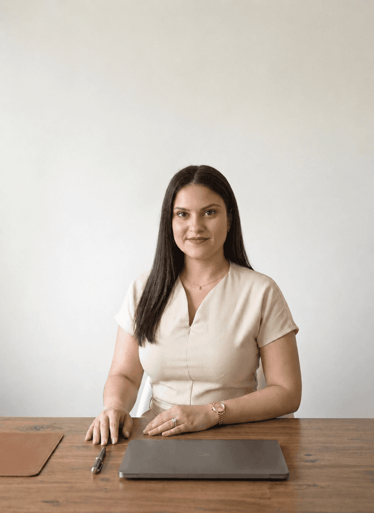 Karla Pavanello • Advogada